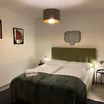 Apartamento Comfort 1 And 2bdr Close To Airport *
