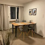 Comfort 1 And 2bdr Close To Airport Apartamento *