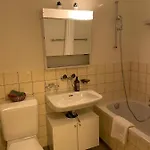 Comfort 1 And 2bdr Close To Airport Apartamento *