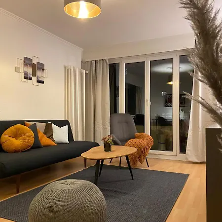 Comfort 1 And 2bdr Close To Airport Daire Zürih