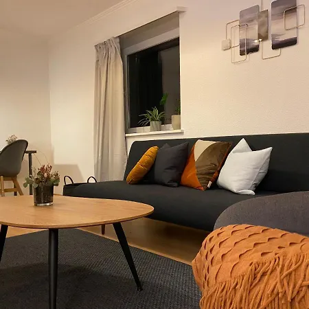 Comfort 1 And 2bdr Close To Airport *