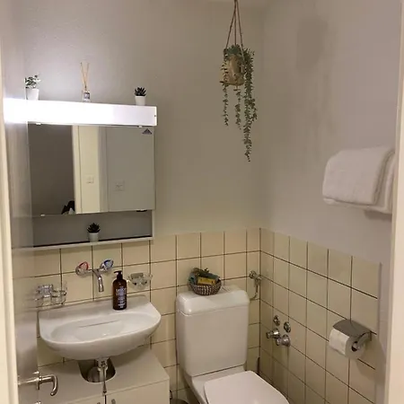 Daire Comfort 1 And 2bdr Close To Airport Zürih