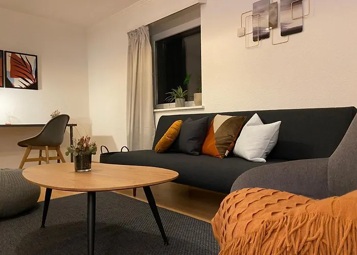 Comfort 1 And 2bdr Close To Airport *