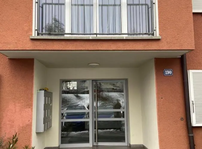 Διαμέρισμα Comfort 1 And 2bdr Close To Airport *