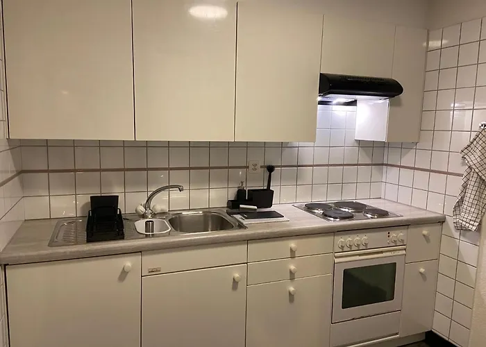 Comfort 1 And 2bdr Close To Airport