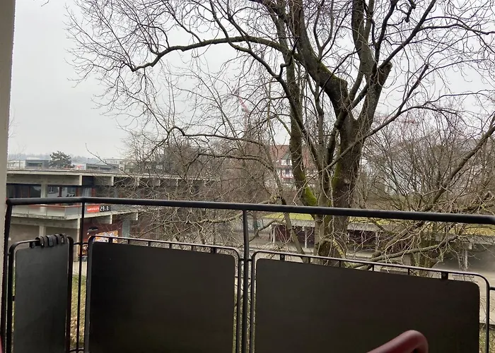 Comfort 1 And 2bdr Close To Airport Lejlighed