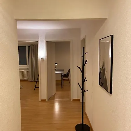 Comfort 1 And 2bdr Close To Airport Apartmán *