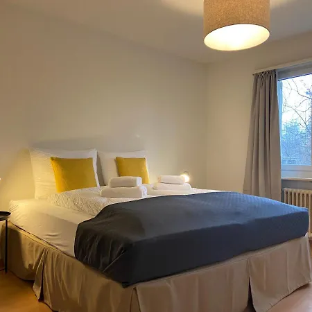 Comfort 1 And 2bdr Close To Airport *